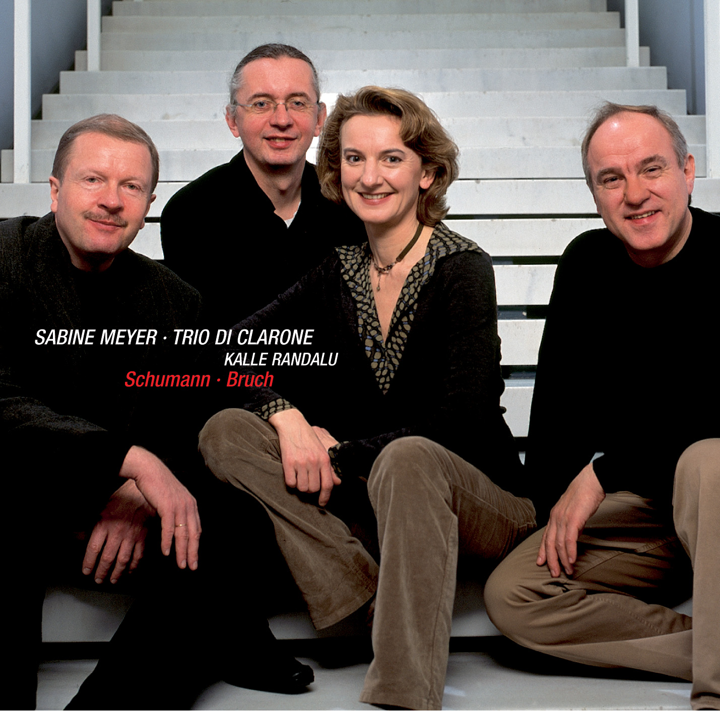 Cover: Robert SCHUMANN & Max BRUCH, Pieces for Clarinets & piano
