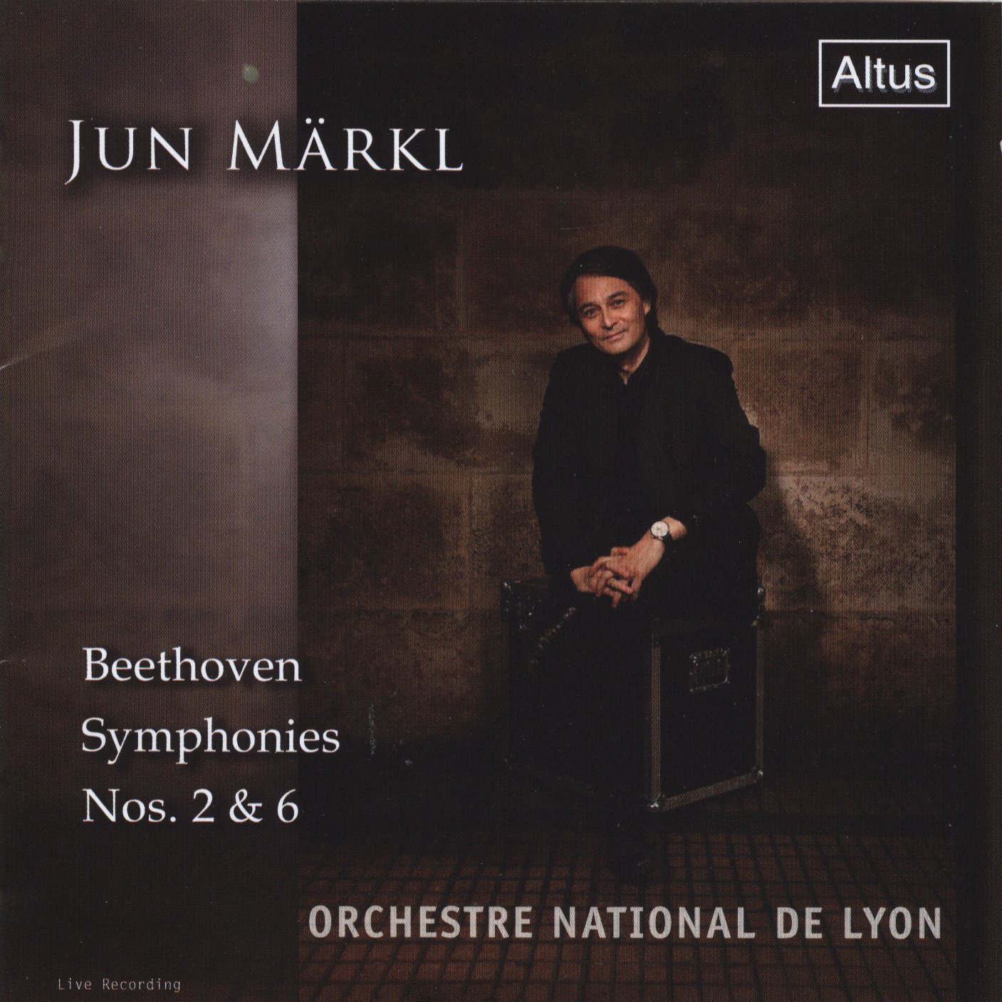 Cover: Symphonies Nos.2 & 6