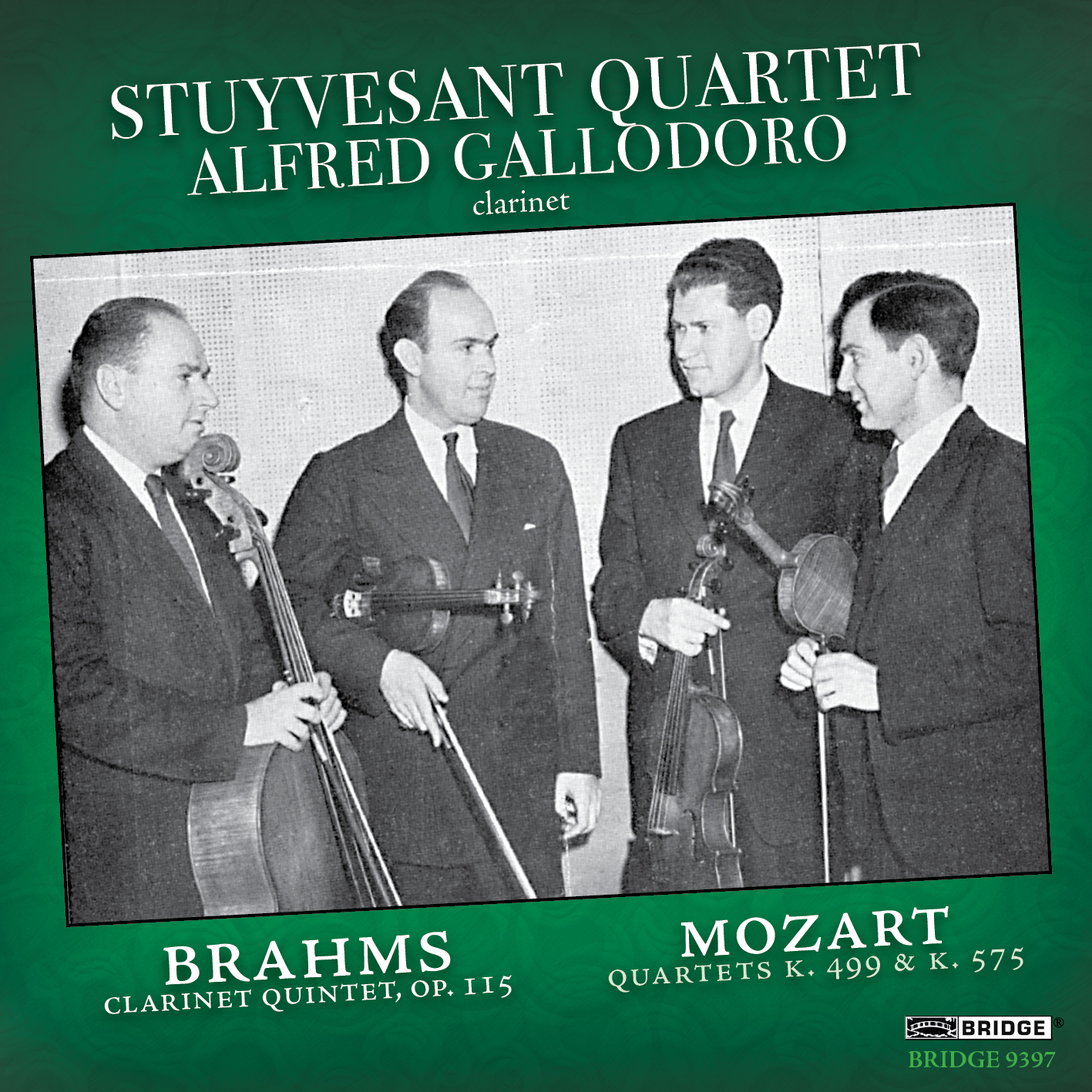 Cover: Brahms: Clarinet Quintet - Mozart: String Quartets, K. 499 & 575