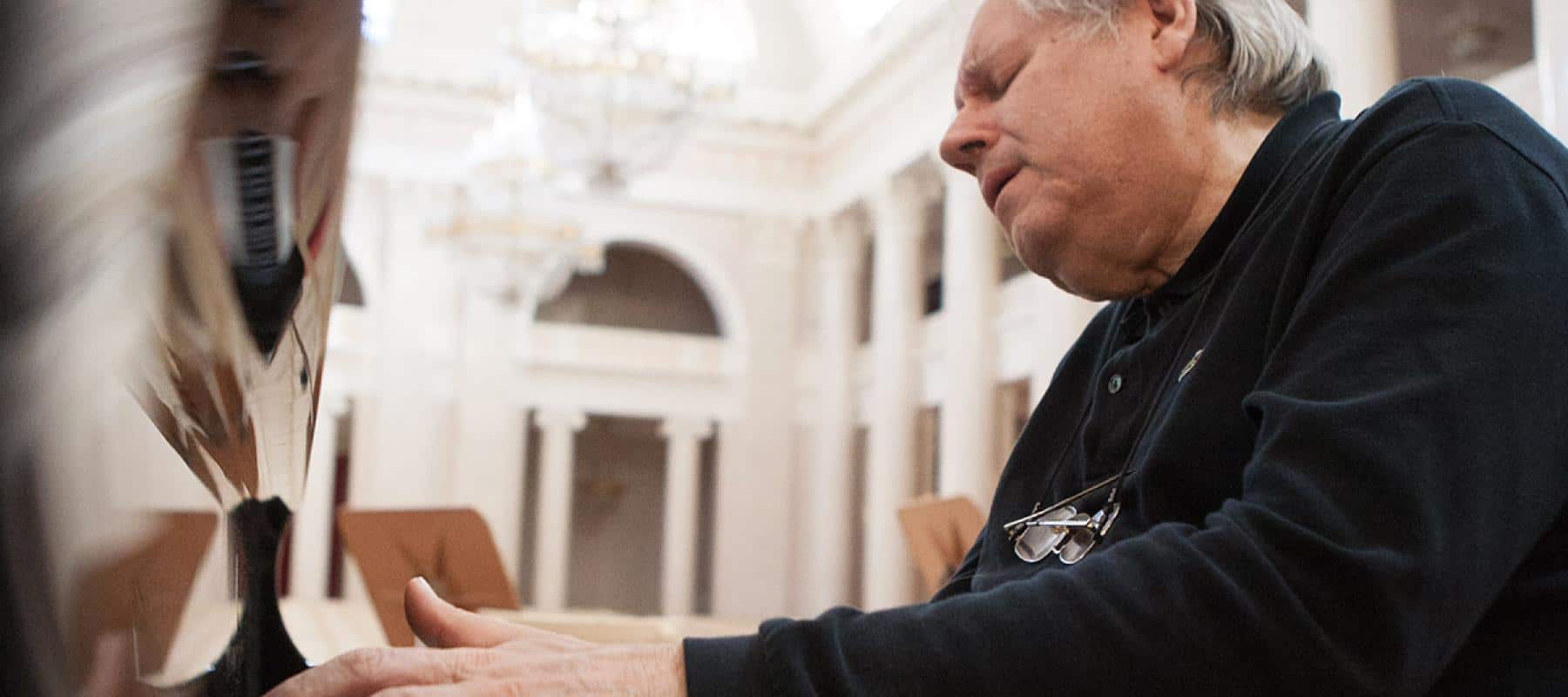 Sokolov speelt voor Amnesty International