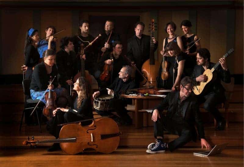 B’Rock: het orkest volgde de dirigent perfect waar hij de solotekstpassages klemtoon gaf en leverde zo een ideale interpretatie.
